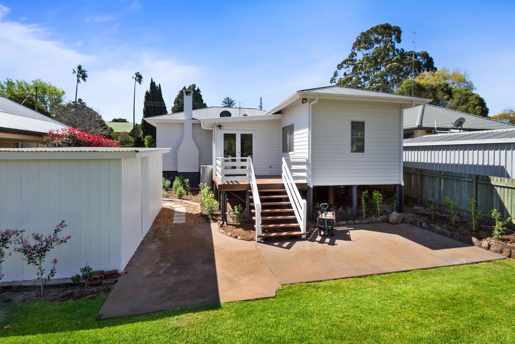 The Lighthouse Villa Toowoomba Eksteriør bilde